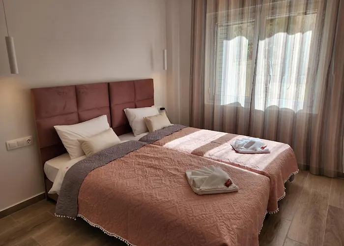 Nice Apartment Near Flisvos Vipgreece